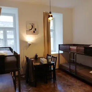  Hostal Max Out
