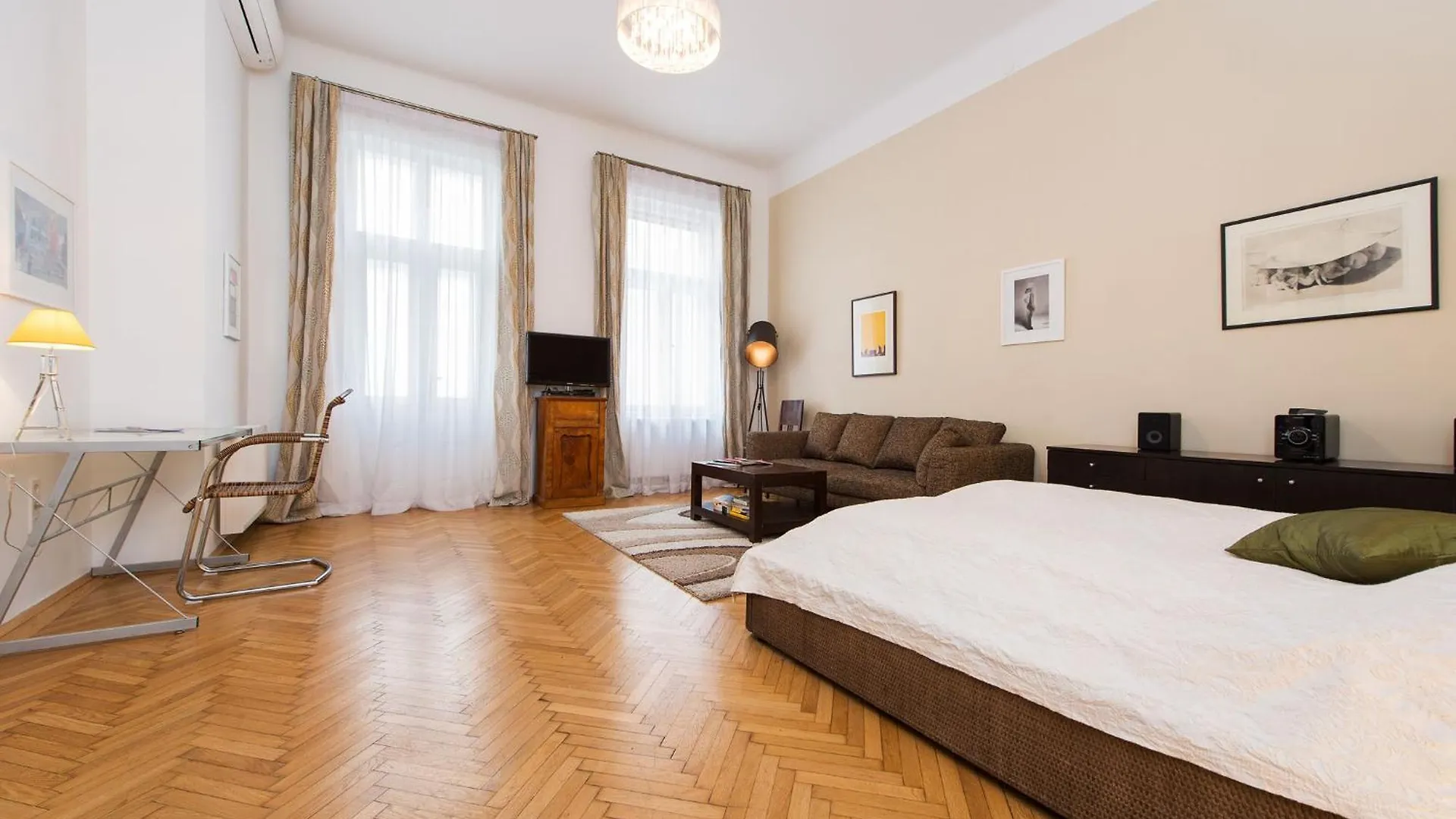 Rosa Linde - Comfort Rooms Vienna